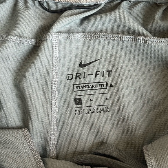 Nike Pro athletic shorts - Picture 4 of 4